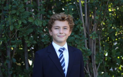 Libros de texto y uniforme escolar