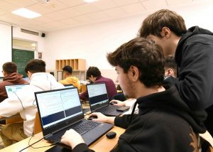 ciclo-formativo-grado-superior-desarrollo-aplicaciones-web 5