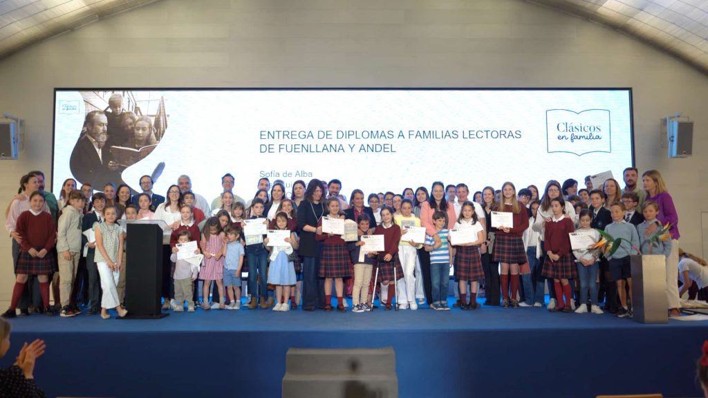 Clásicos en familia 2025: La lectura en familia, animada desde las aulas del colegio ANDEL 27