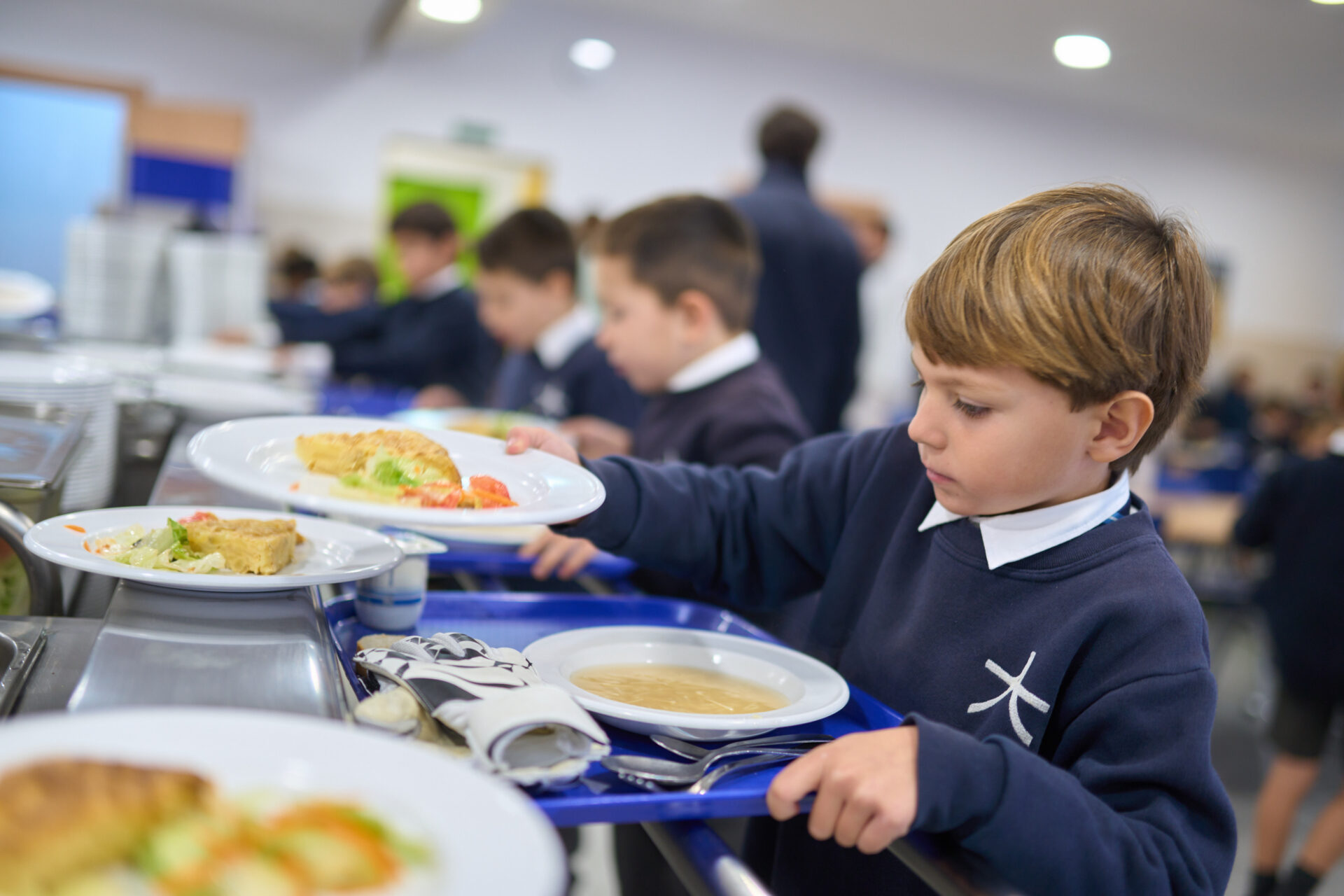 alumnos en el comedor de Andel 