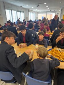 Desayuno de cierre del programa de apadrinamiento Andel entre alumnos de Primaria y Bachillerato