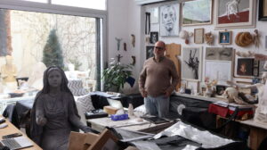 Javier Viver en su estudio 5