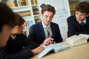 dualdiploma.cabeceraWEB 5